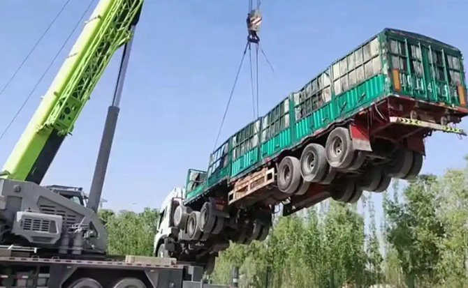 南区道路脱困救援案例